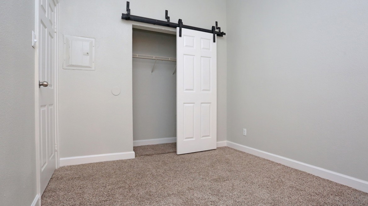 Bedroom0